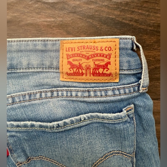 Gently Loved 🫧 Levi’s 711 Skinny Blue Jeans 👖 - Picture 2 of 5